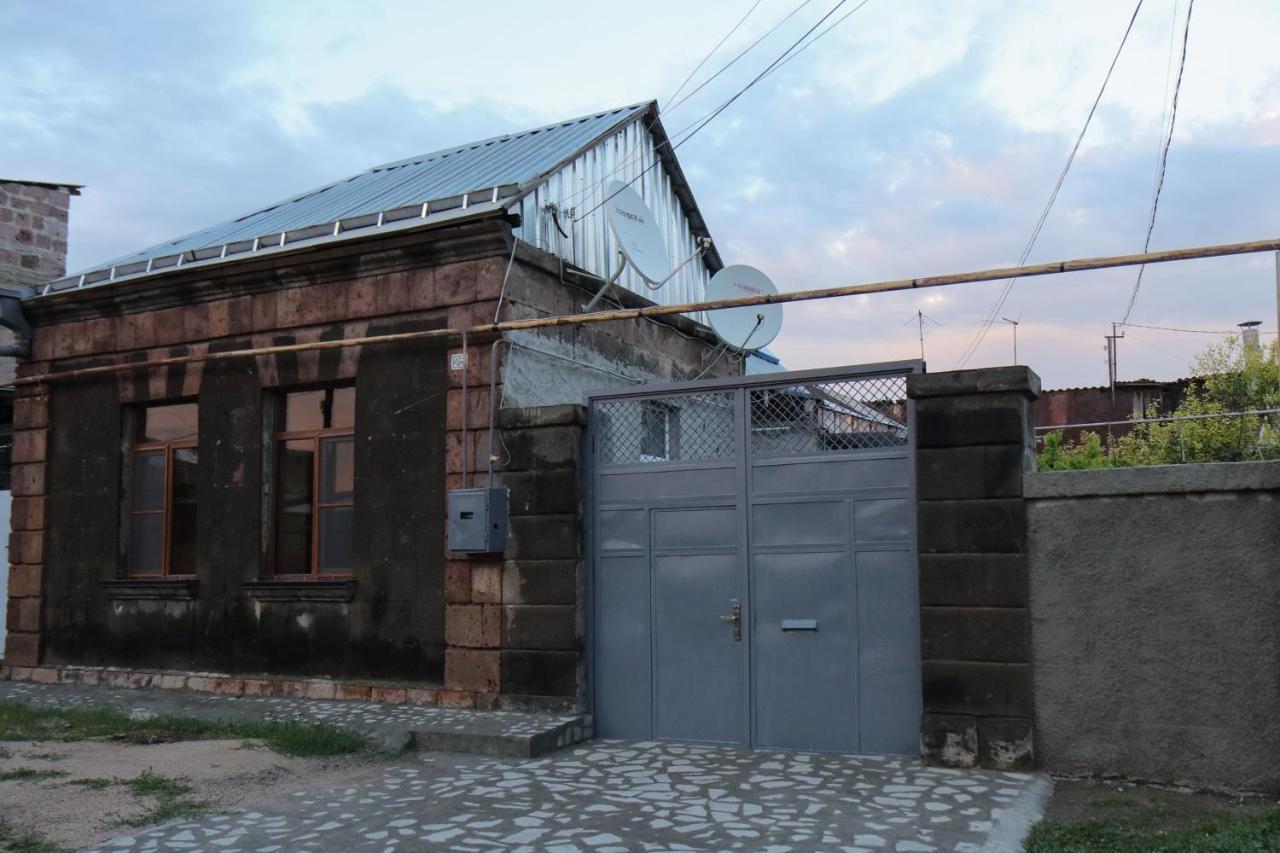 Vanand Guest House Γκιουμρί Εξωτερικό φωτογραφία