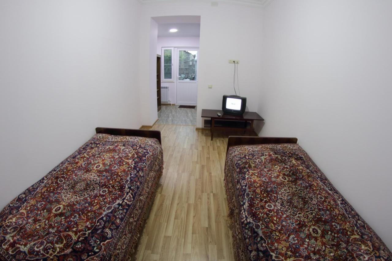 Vanand Guest House Γκιουμρί Εξωτερικό φωτογραφία